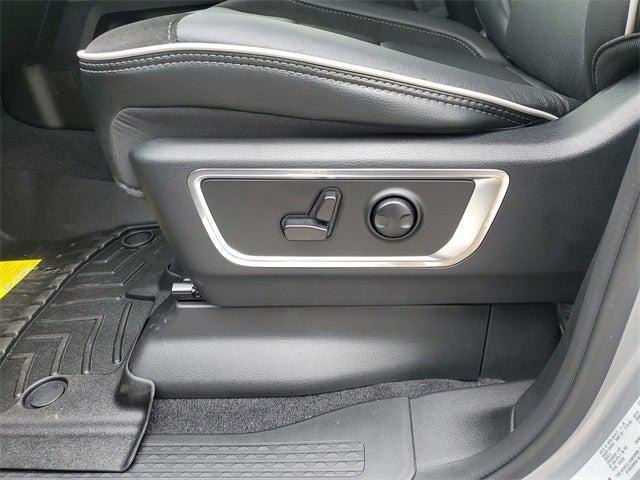 new 2025 Ram 1500 car, priced at $70,696