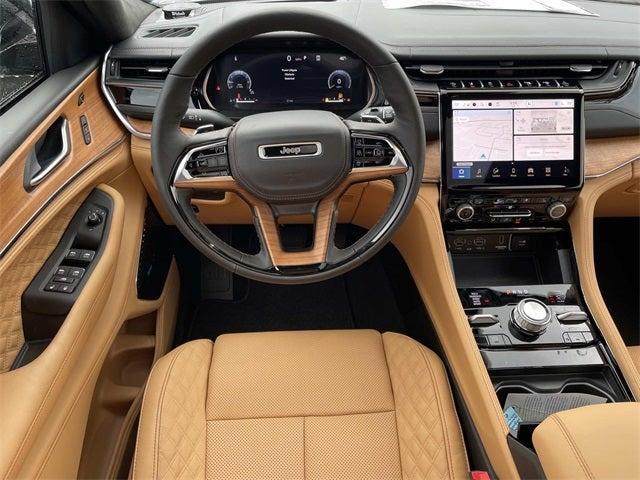 new 2025 Jeep Grand Cherokee car, priced at $62,802