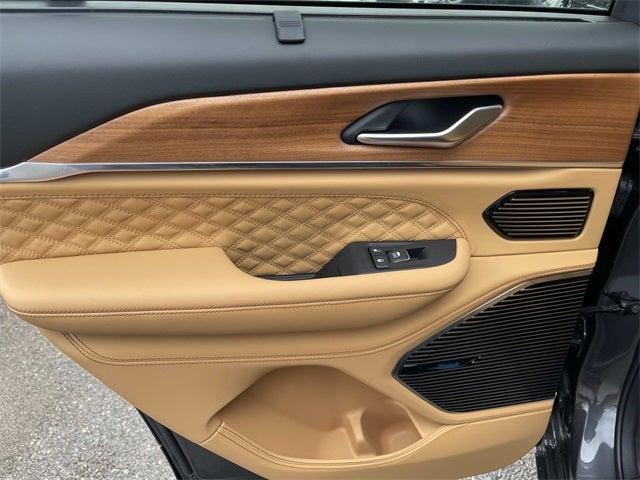 new 2025 Jeep Grand Cherokee car, priced at $62,802