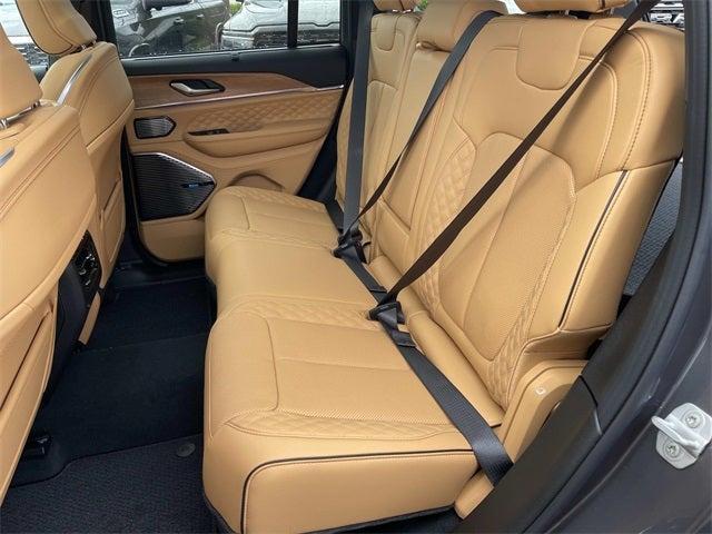 new 2025 Jeep Grand Cherokee car, priced at $62,802