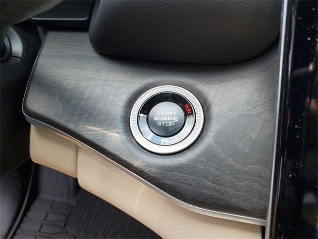 new 2025 Jeep Grand Cherokee car, priced at $49,371