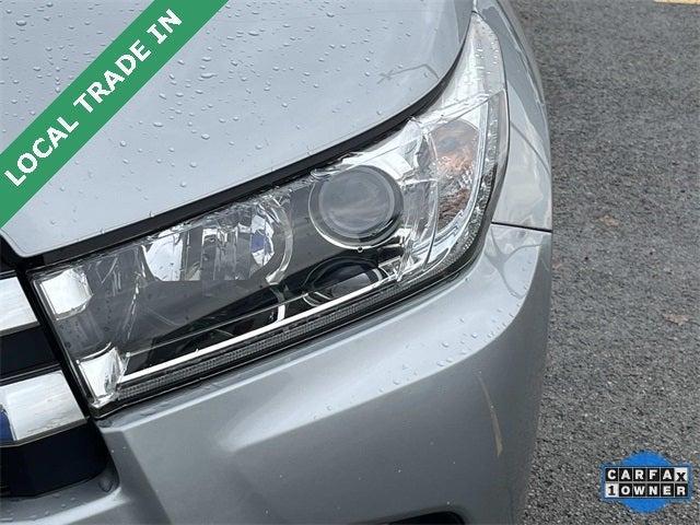 used 2019 Toyota Highlander Hybrid car, priced at $30,990