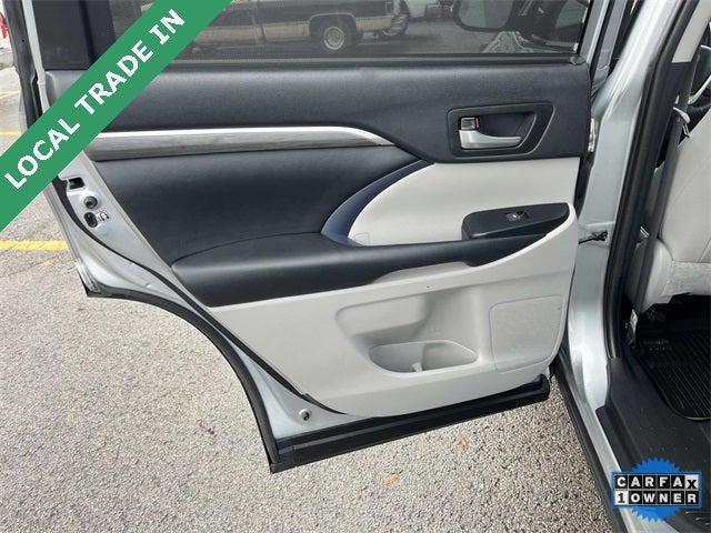 used 2019 Toyota Highlander Hybrid car, priced at $30,990