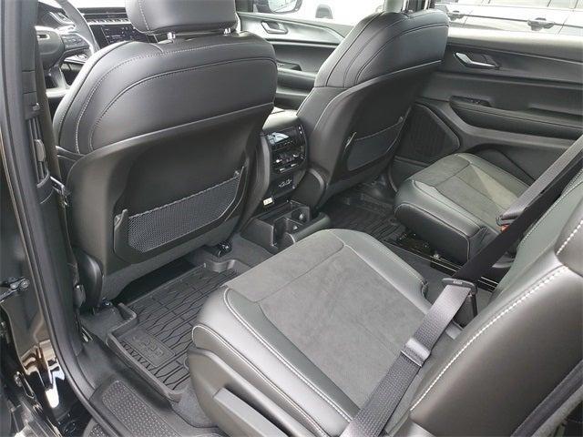 new 2025 Jeep Grand Cherokee L car, priced at $44,392