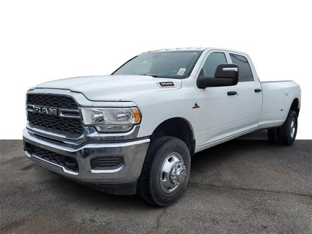 new 2024 Ram 3500 car, priced at $77,565