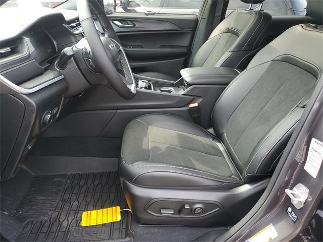 new 2025 Jeep Grand Cherokee L car, priced at $44,392