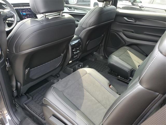 new 2025 Jeep Grand Cherokee L car, priced at $44,392