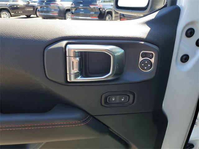 new 2025 Jeep Wrangler car, priced at $63,544