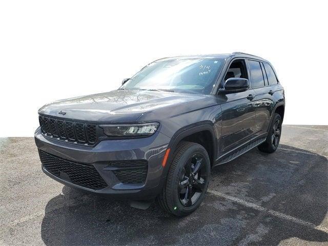 new 2024 Jeep Grand Cherokee car, priced at $42,588