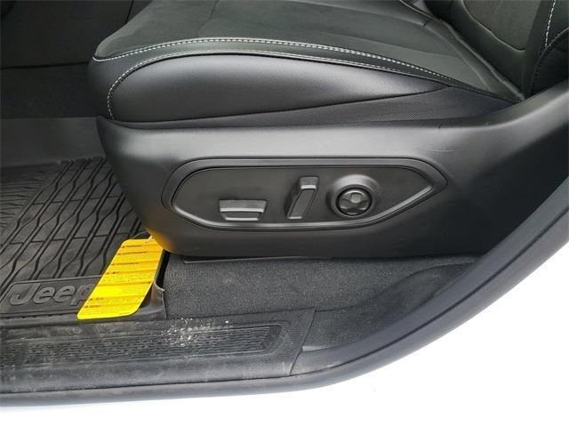 new 2025 Jeep Grand Cherokee L car, priced at $45,760