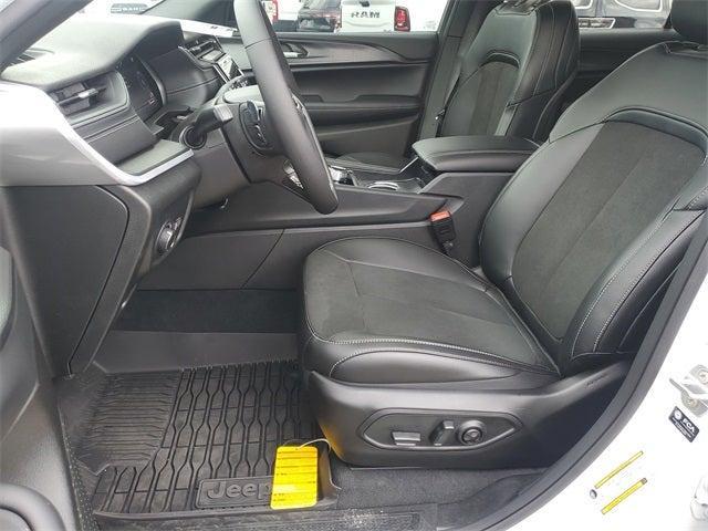 new 2025 Jeep Grand Cherokee L car, priced at $44,792