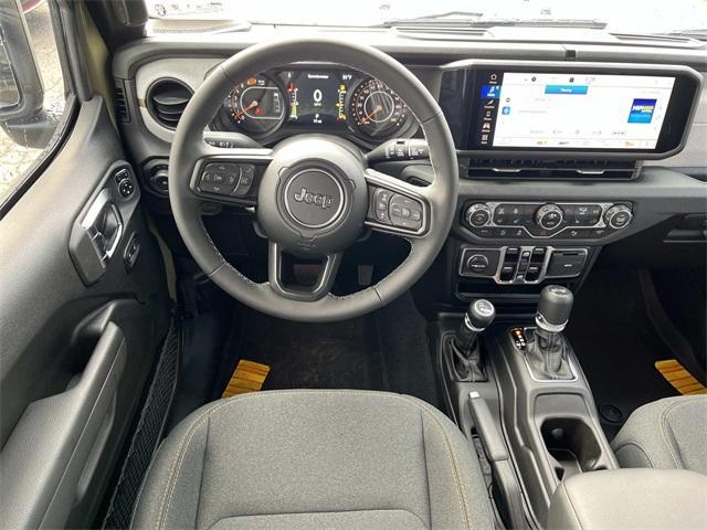 new 2025 Jeep Wrangler car, priced at $46,413