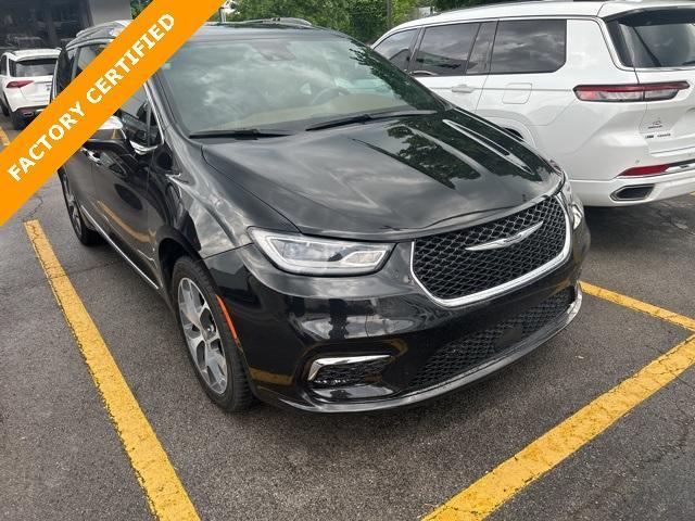 used 2021 Chrysler Pacifica car, priced at $34,497