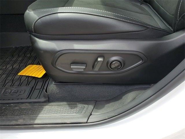 new 2025 Jeep Grand Cherokee L car, priced at $43,797