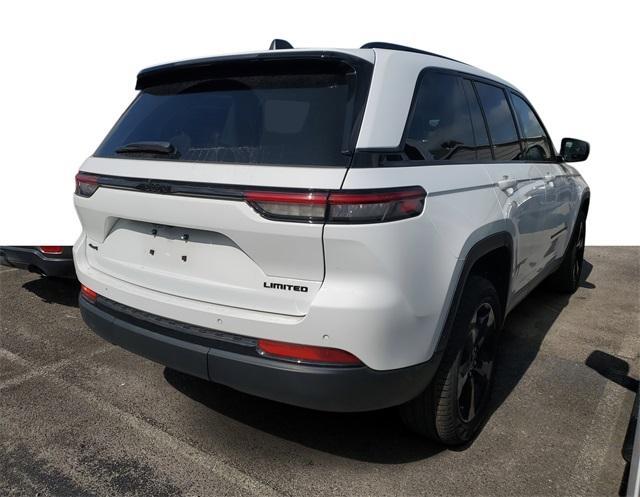used 2022 Jeep Grand Cherokee car, priced at $35,901