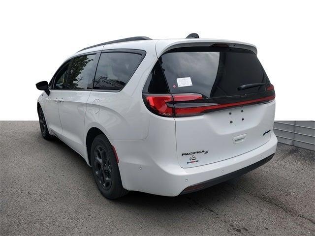 new 2025 Chrysler Pacifica Hybrid car, priced at $43,880