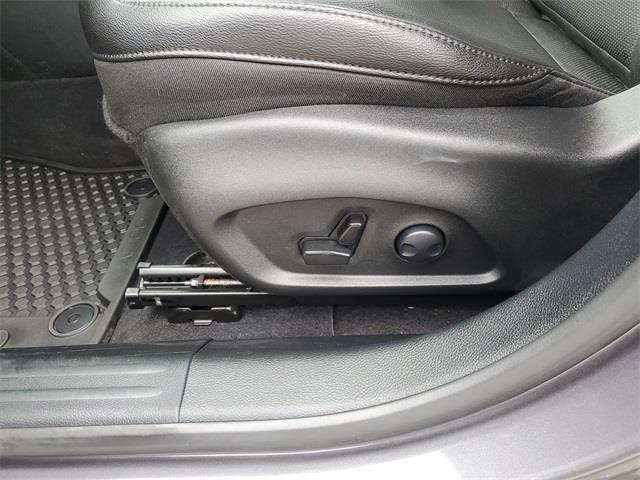 used 2024 Jeep Compass car, priced at $24,999