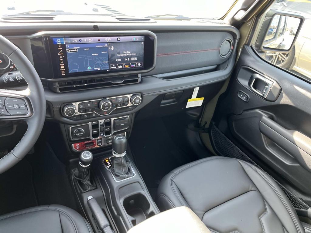 new 2025 Jeep Wrangler car, priced at $57,284