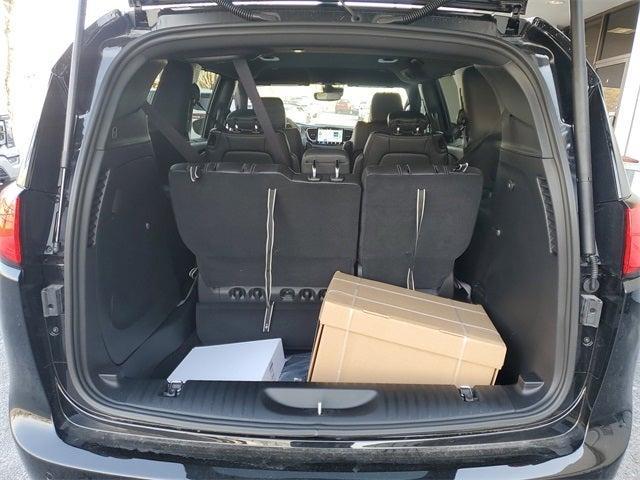 new 2025 Chrysler Voyager car, priced at $39,308