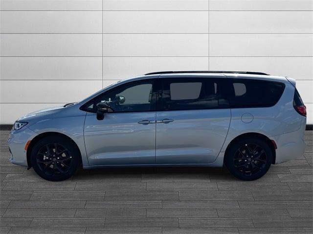 new 2026 Chrysler Pacifica car, priced at $49,428