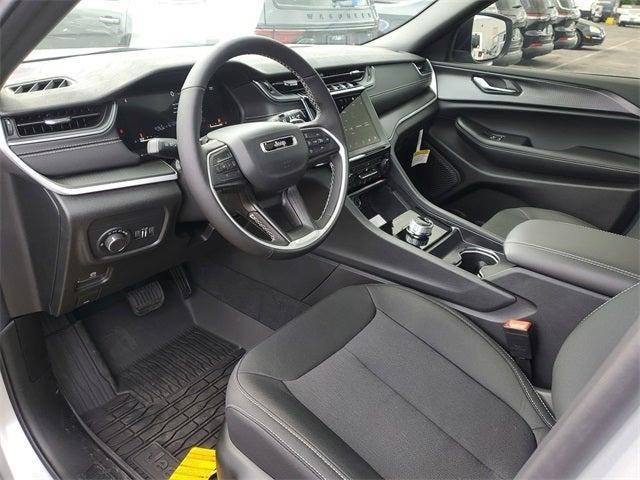new 2025 Jeep Grand Cherokee L car, priced at $41,604