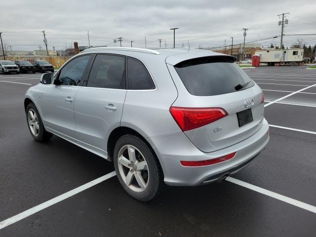 used 2011 Audi Q5 car, priced at $9,562