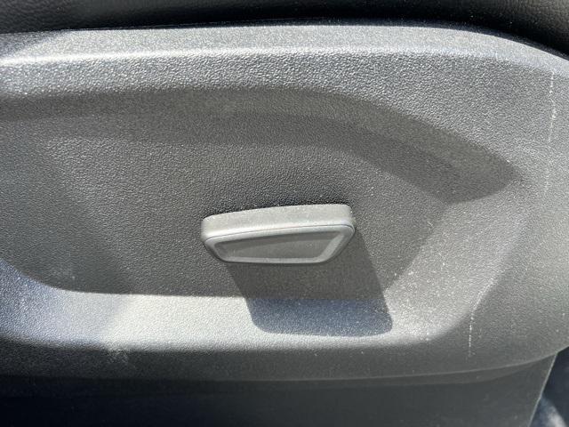 used 2023 Ford Edge car, priced at $25,307