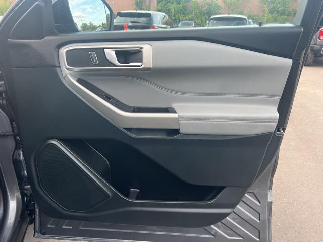 used 2023 Ford Explorer car, priced at $33,914