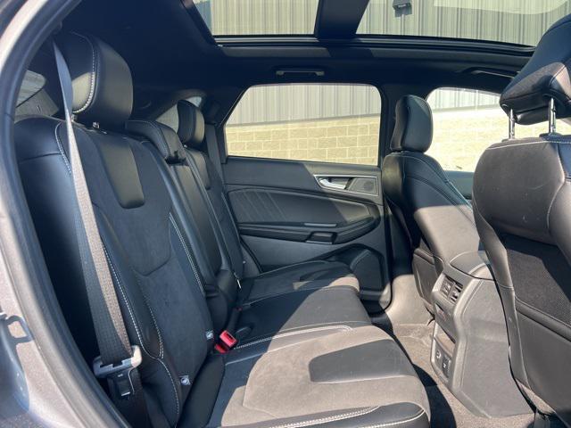 used 2022 Ford Edge car, priced at $34,585