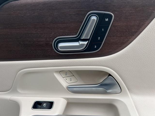 used 2021 Mercedes-Benz GLB 250 car, priced at $28,971