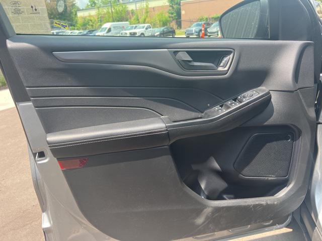 used 2024 Ford Escape car, priced at $25,295
