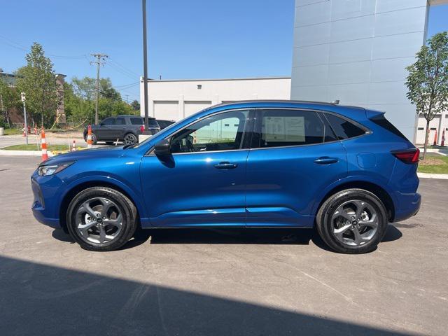 used 2023 Ford Escape car, priced at $24,419