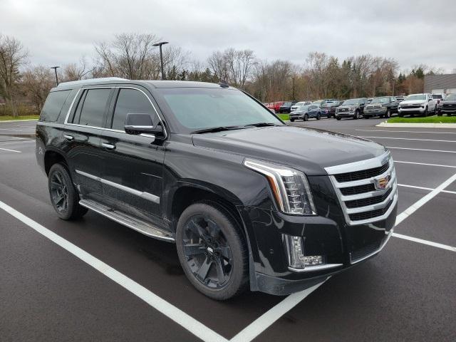 used 2018 Cadillac Escalade car, priced at $35,883