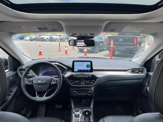 used 2022 Ford Escape car, priced at $24,921