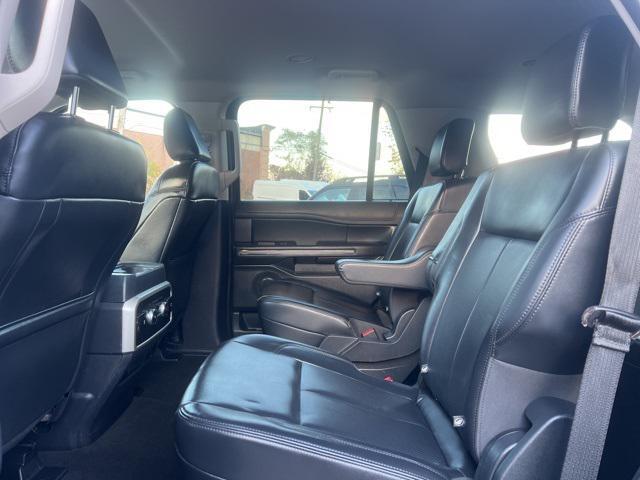 used 2023 Ford Expedition car, priced at $43,640