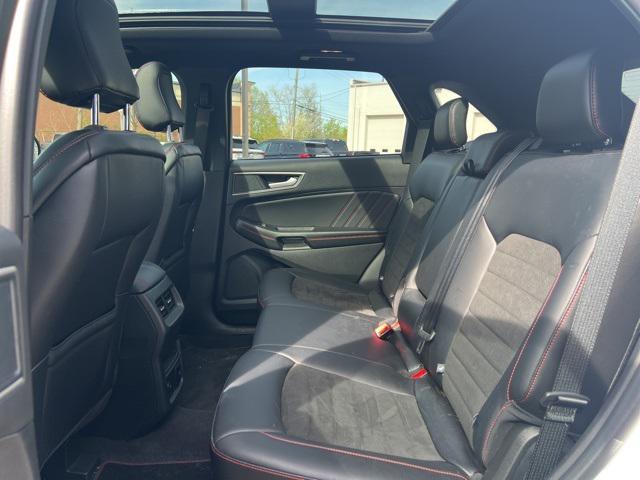 used 2024 Ford Edge car, priced at $35,298