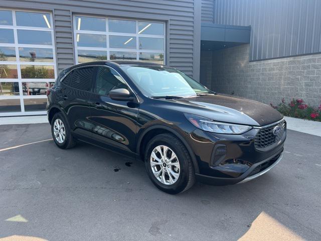 used 2023 Ford Escape car, priced at $22,471