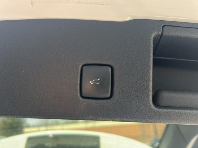used 2022 Ford Escape car, priced at $22,815