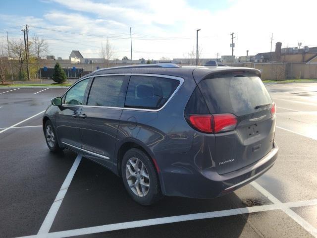 used 2018 Chrysler Pacifica car, priced at $22,434