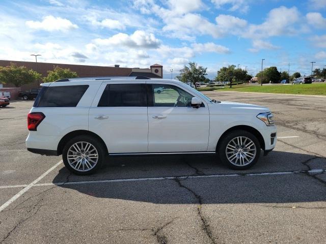 used 2024 Ford Expedition car, priced at $67,583