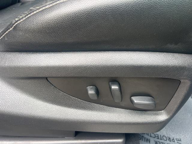 used 2019 GMC Yukon XL car, priced at $18,997