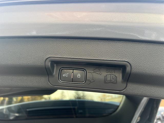 used 2023 Ford Explorer car, priced at $27,416