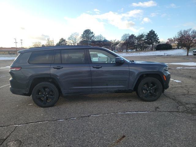 used 2022 Jeep Grand Cherokee L car, priced at $33,205