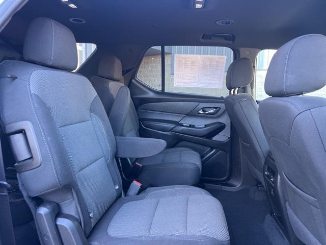 used 2023 Chevrolet Traverse car, priced at $27,902