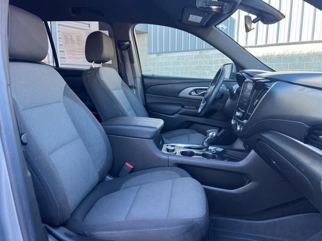 used 2023 Chevrolet Traverse car, priced at $27,902