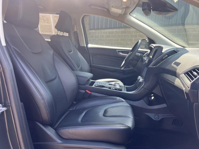 used 2022 Ford Edge car, priced at $25,627
