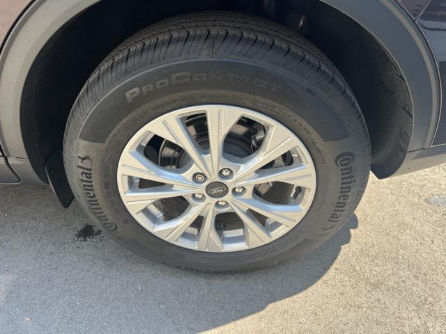 used 2023 Ford Escape car, priced at $24,767