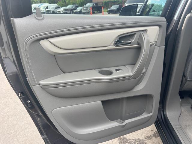 used 2015 Chevrolet Traverse car, priced at $4,900