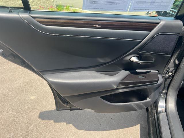 used 2019 Lexus ES 350 car, priced at $27,746