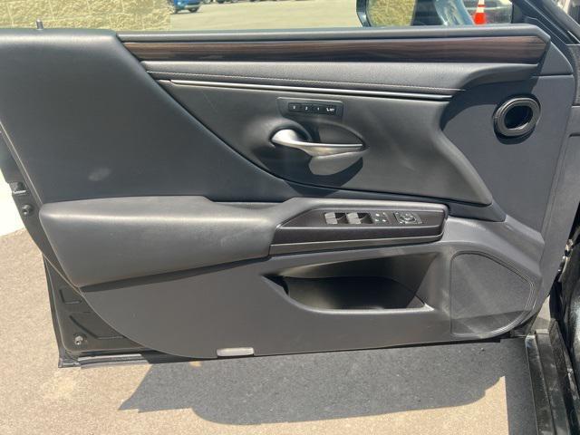 used 2019 Lexus ES 350 car, priced at $27,746
